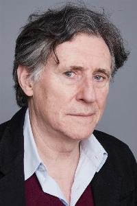 Gabriel Byrne